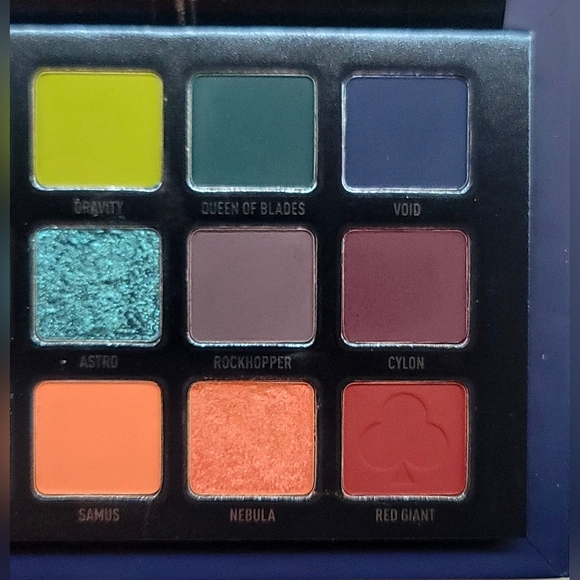NWT- DISCONTINUED- Kaleidos x Angelica Nyqvist The Club Nebula Eyeshadow Palette - Picture 7 of 9